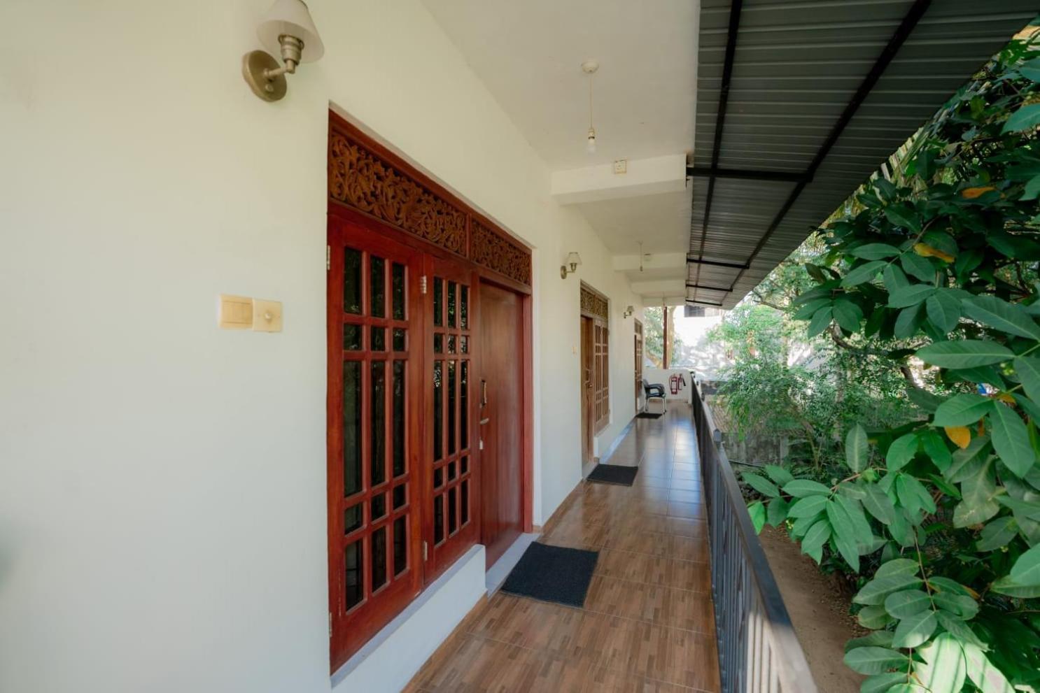 Suwani Pinnawala Homestay Exteriör bild